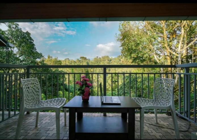 Munnar Minds Homestay Exterior photo